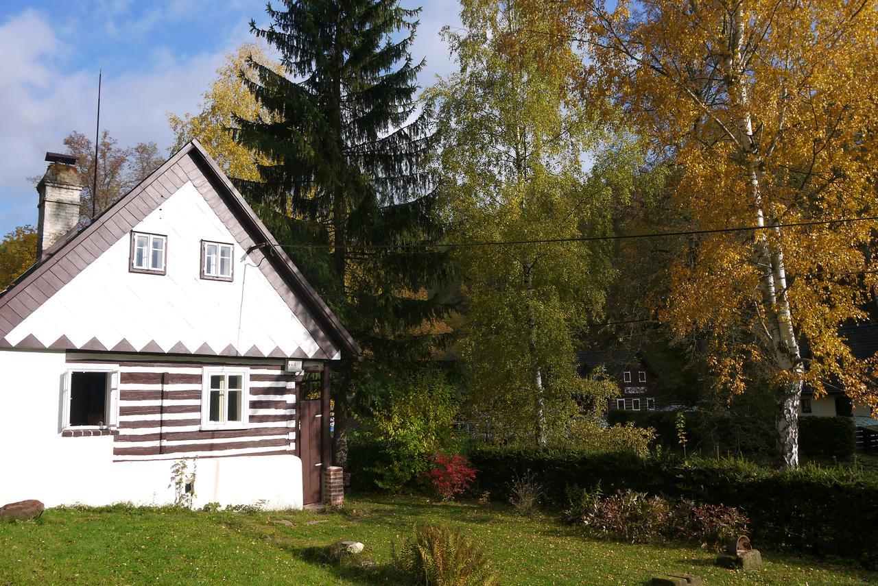 Maushaus Villa Rudník Buitenkant foto